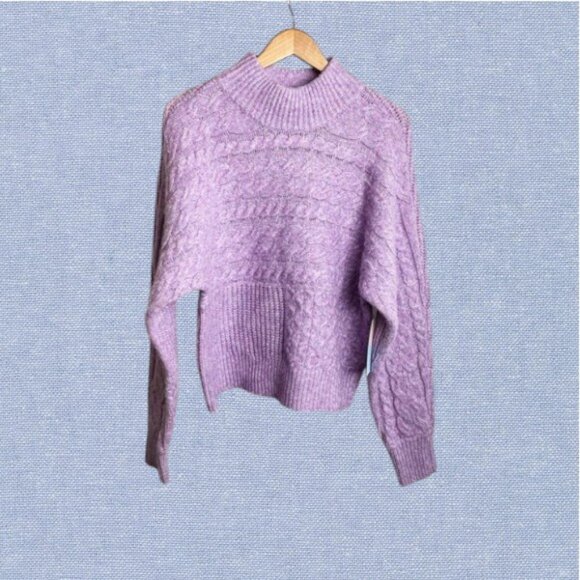 -`♡´- Free! NWT Knit Wool Blend Sweater Size S - Picture 1 of 13